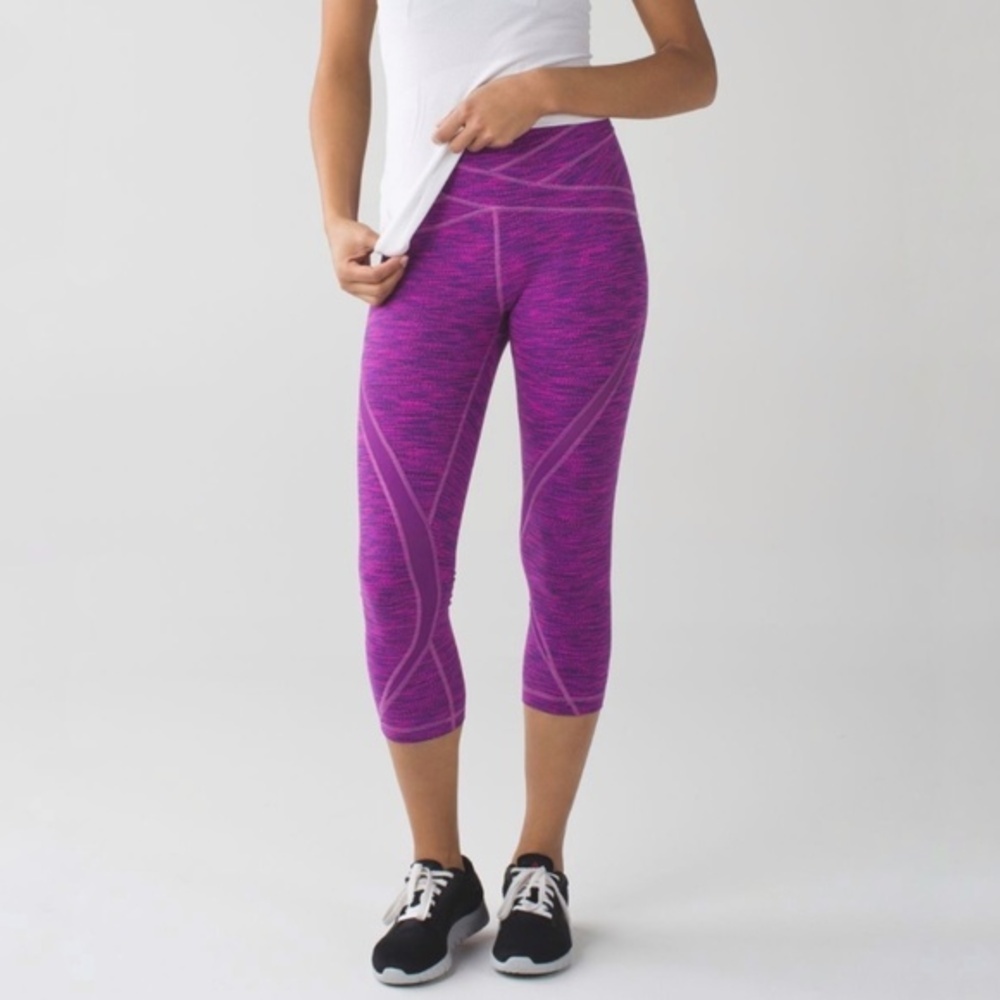 Lululemon Free Flow Crop Diamond Jacquard Space Dye Tender Violet Raspberry Glo‎